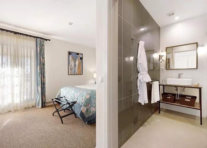 Liberal Wing Вилла