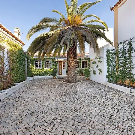 Liberal Wing Villa *