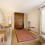 Liberal Wing Villa Portimão